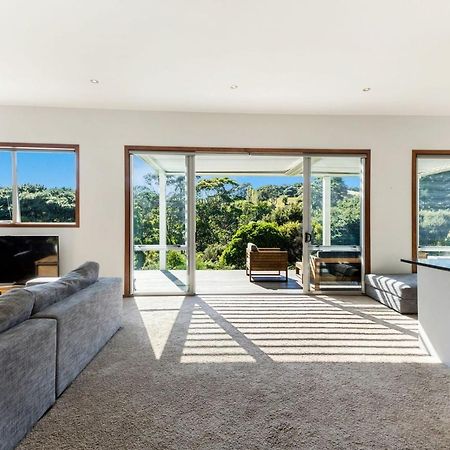 Karaka Sanctuary With Spa Pool By Waiheke Unlimited Oneroa Værelse billede